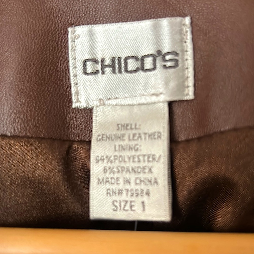 Chico’s NWT Filigree Kamille 💯% Buttery Soft Leather Jacket Coat **Size 1** - Picture 3 of 4